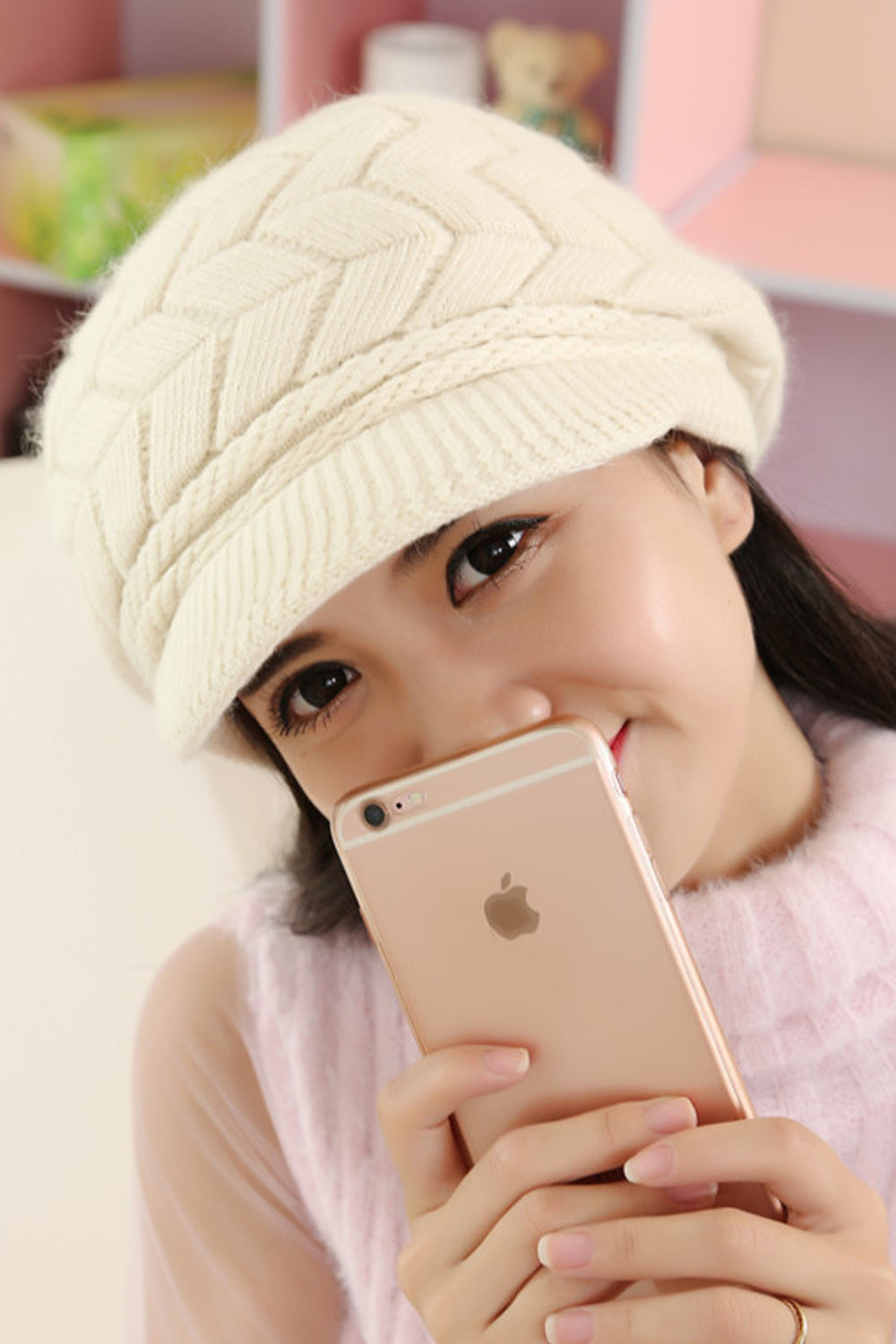 Women Thick Solid Pattern Beautiful Cozy Knitted Hat