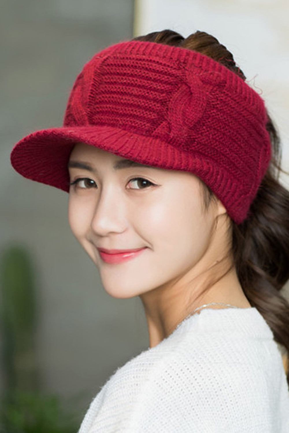 Women Magnificent Solid Colored Beautiful Warm Knitted Hat