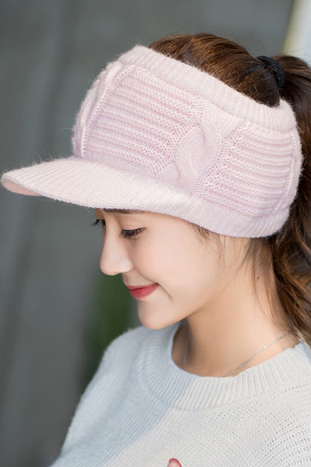 Women Magnificent Solid Colored Beautiful Warm Knitted Hat