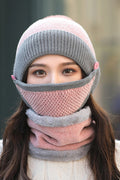 Women Wind Breaker Outdoor Winter Season Pretty Knitted Hat
