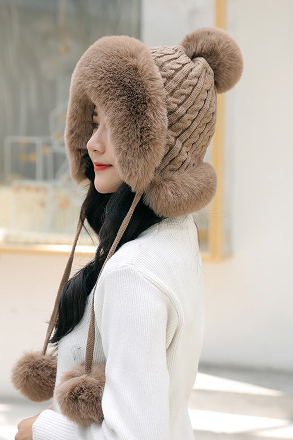 Women Comfortable Solid Colored Thick Elegant Knitted Hat