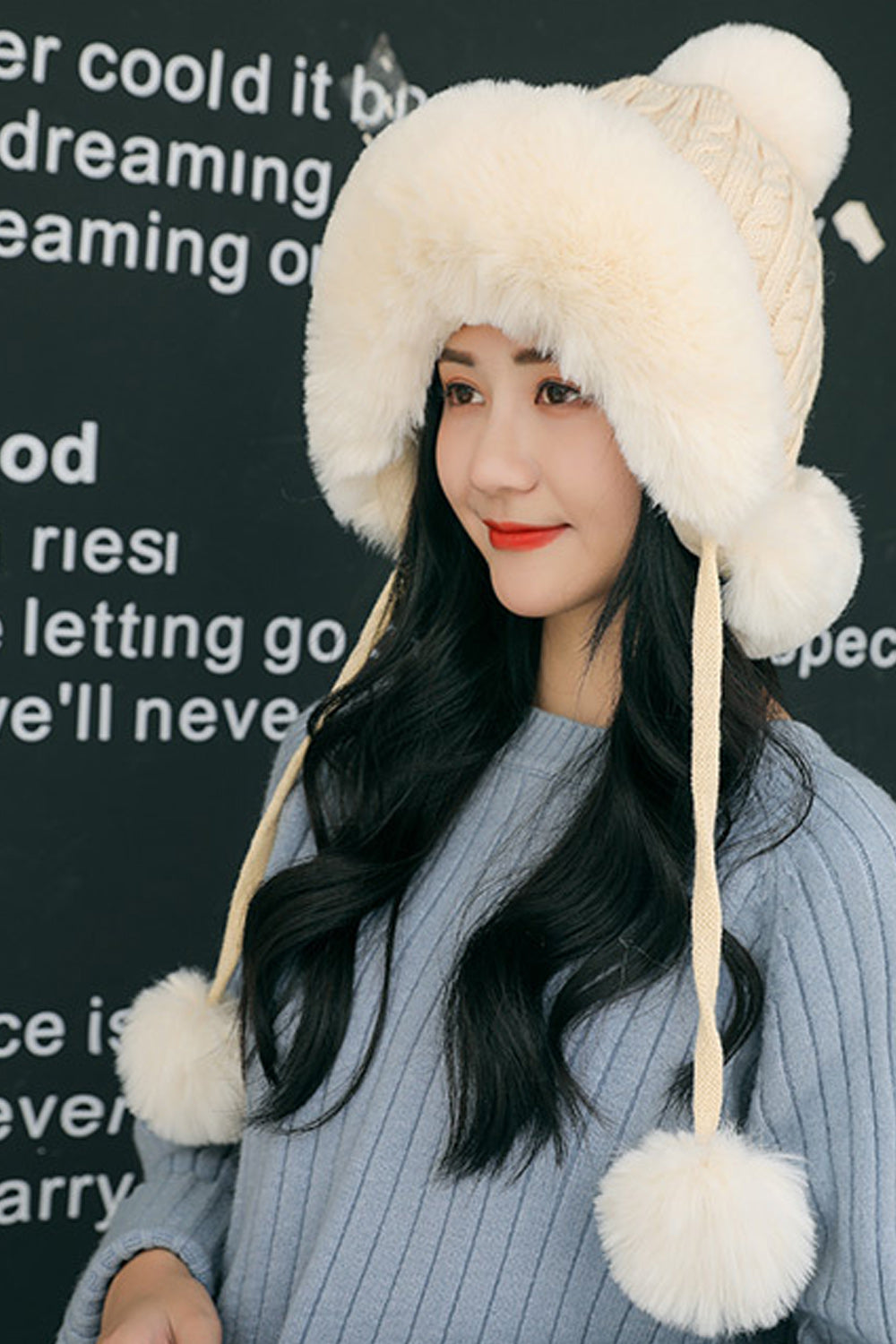 Women Comfortable Solid Colored Thick Elegant Knitted Hat
