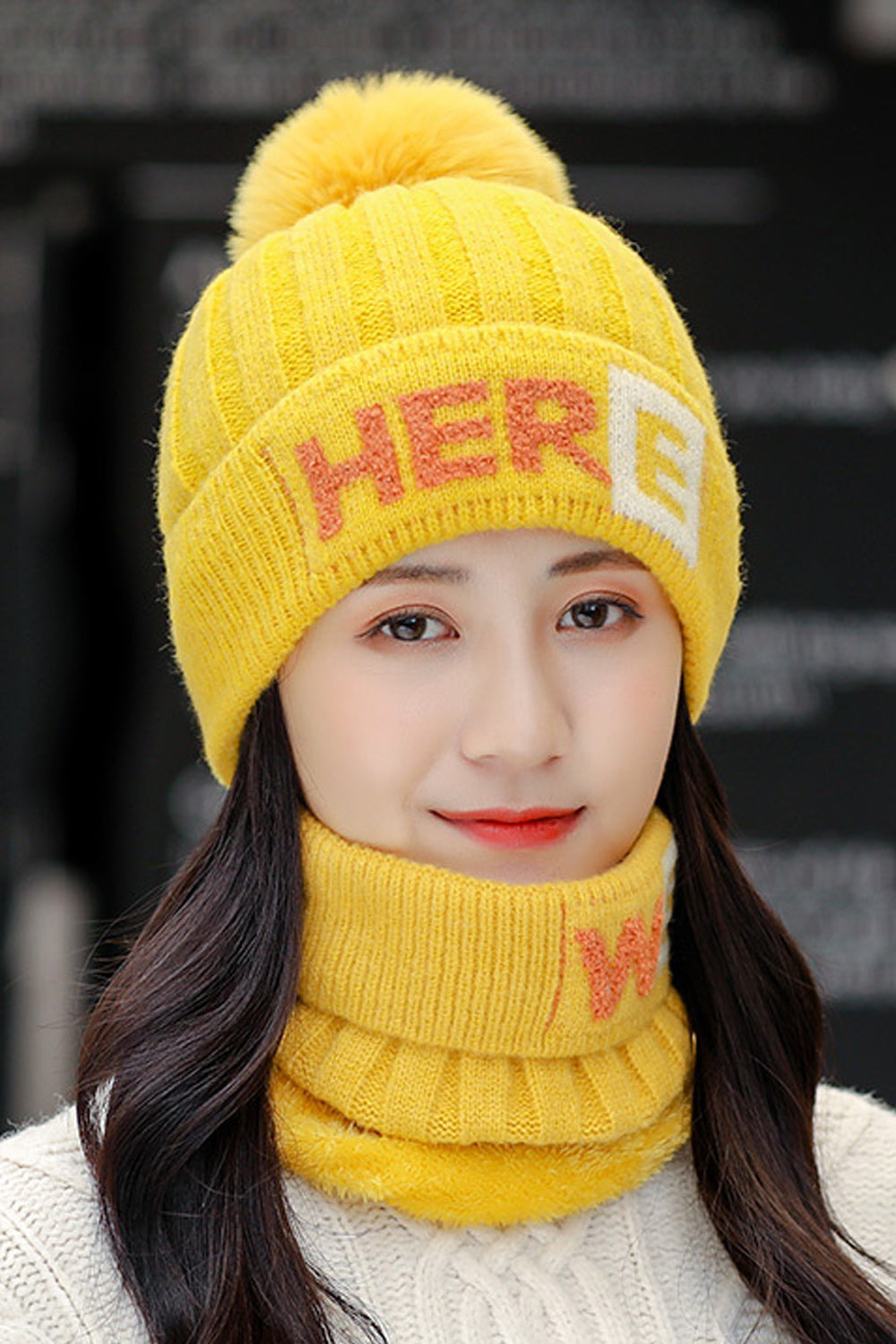 Women Classy Printed Pattern Hair Ball Attached Trendy Knitted Hat