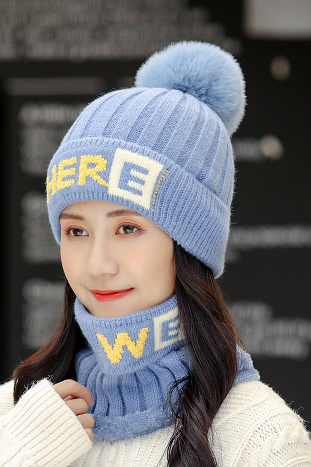 Women Classy Printed Pattern Hair Ball Attached Trendy Knitted Hat