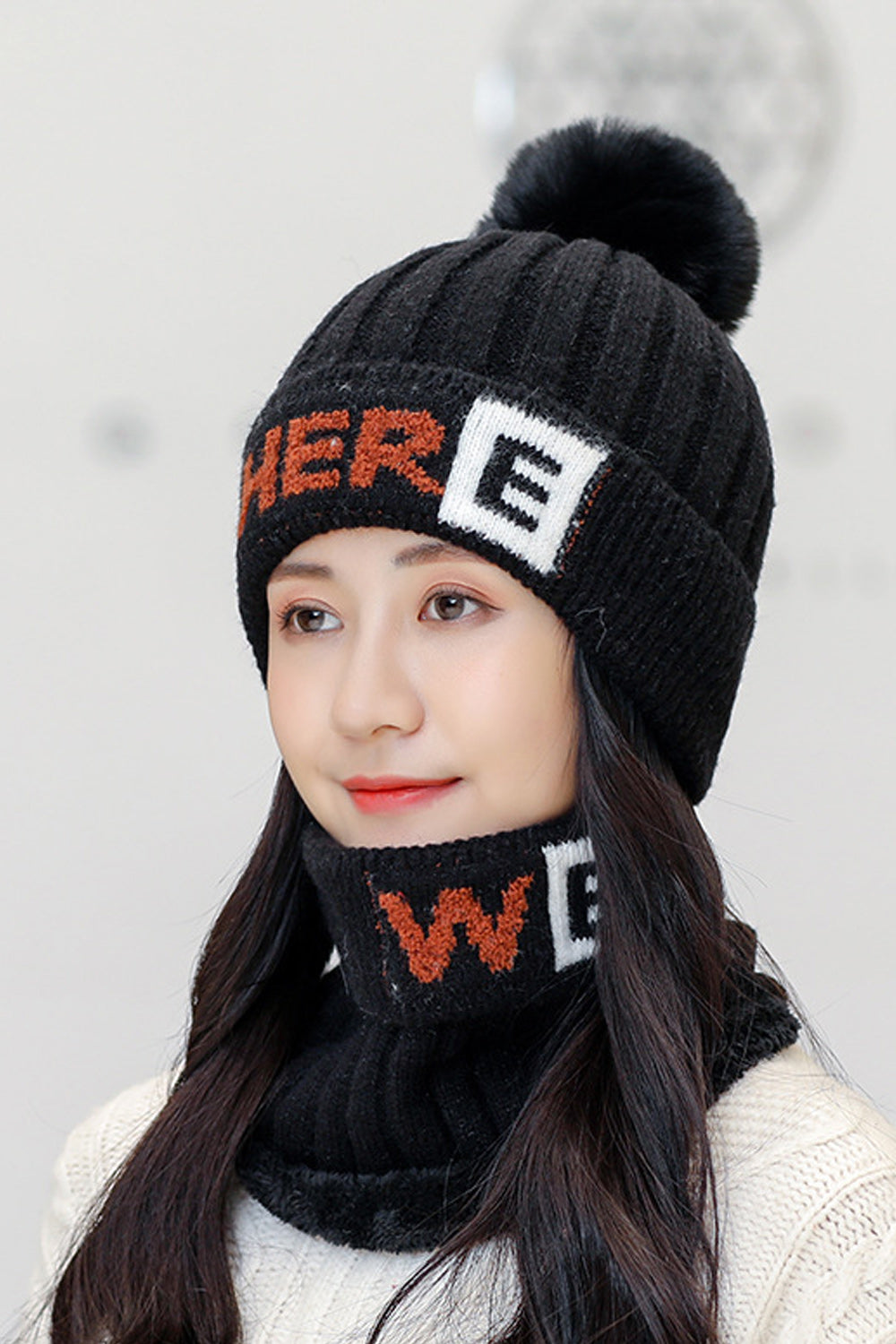 Women Classy Printed Pattern Hair Ball Attached Trendy Knitted Hat