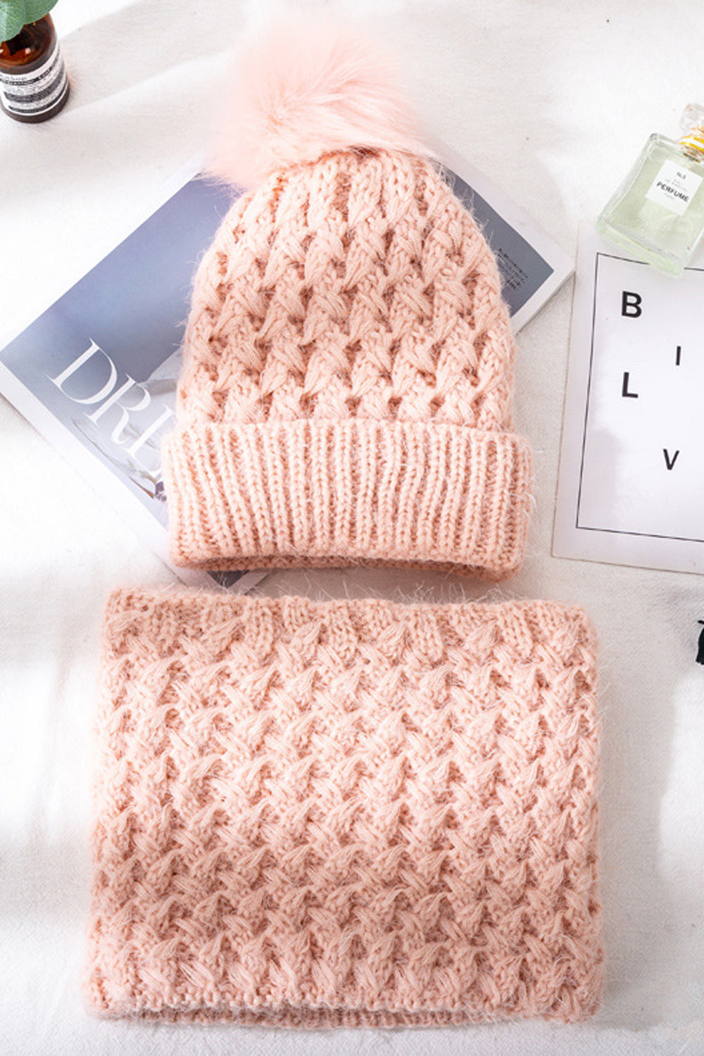 Women Solid Pattern Classy Winter Season Warm Knitted Hat