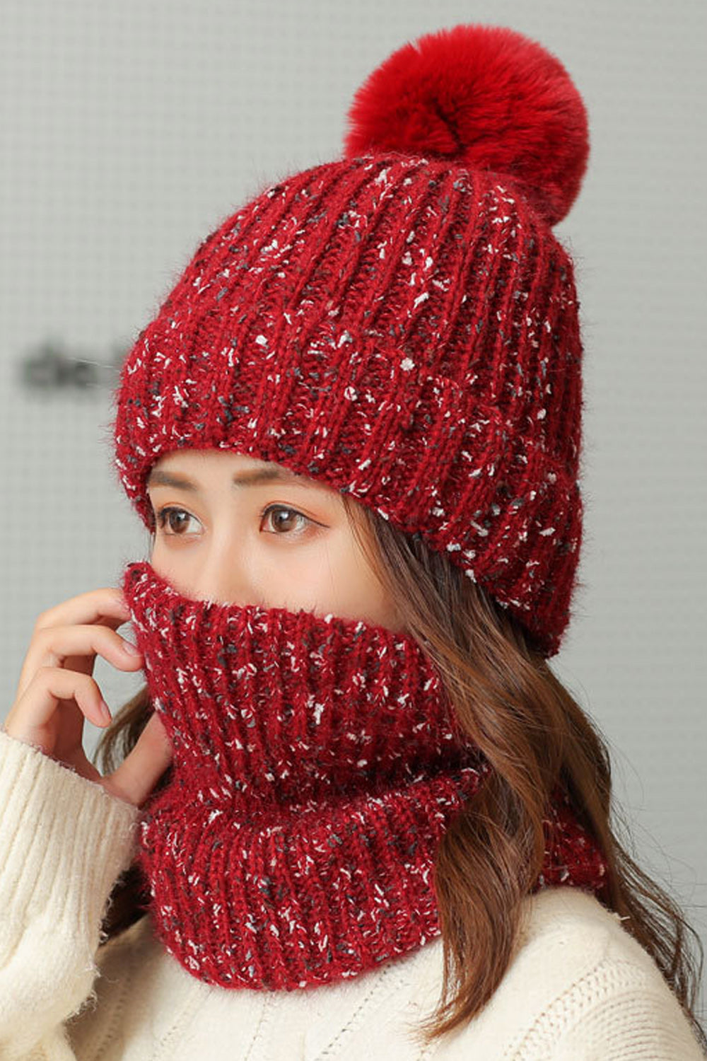 Women Hair Ball Attached Lovely Solid Colored Cozy Knitted Hat