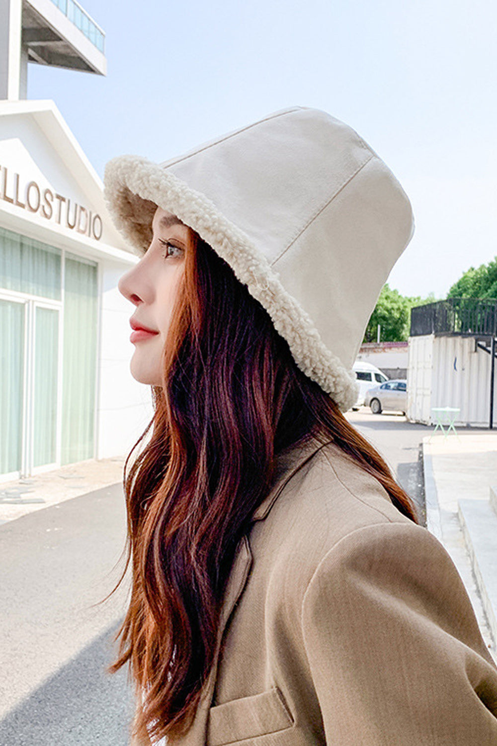 Women Solid Pattern Comfortable Breathable Knitted Hat