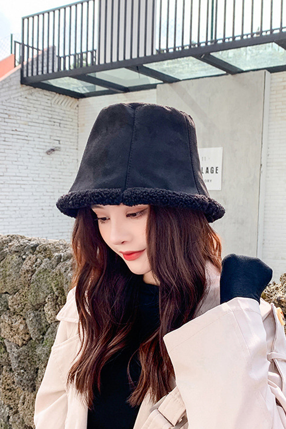 Women Solid Pattern Comfortable Breathable Knitted Hat