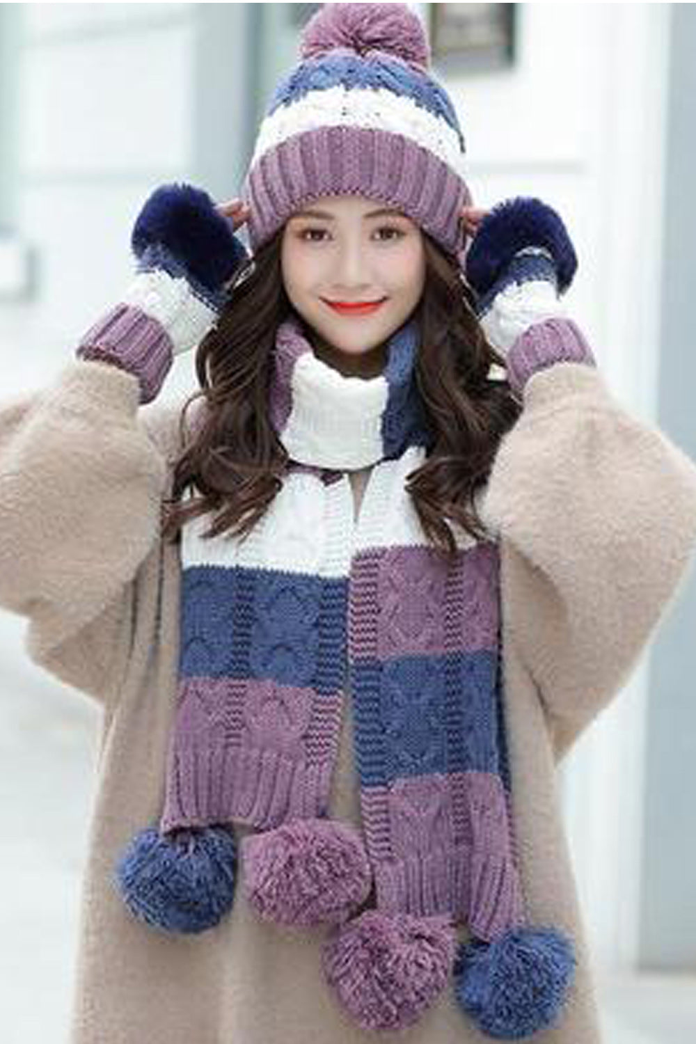 Women Lovely Winter Season Soft Hair Ball Decorated Cozy Knitted Hat