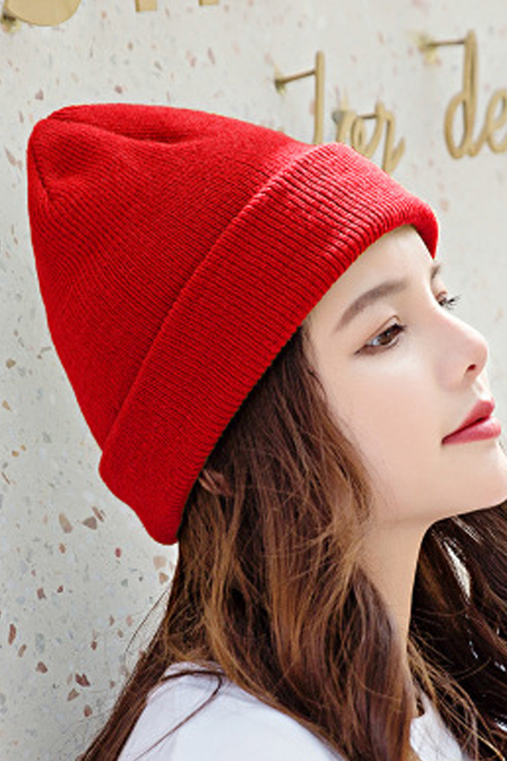 Women Elegant Decent Solid Colored Cozy knitted Hat