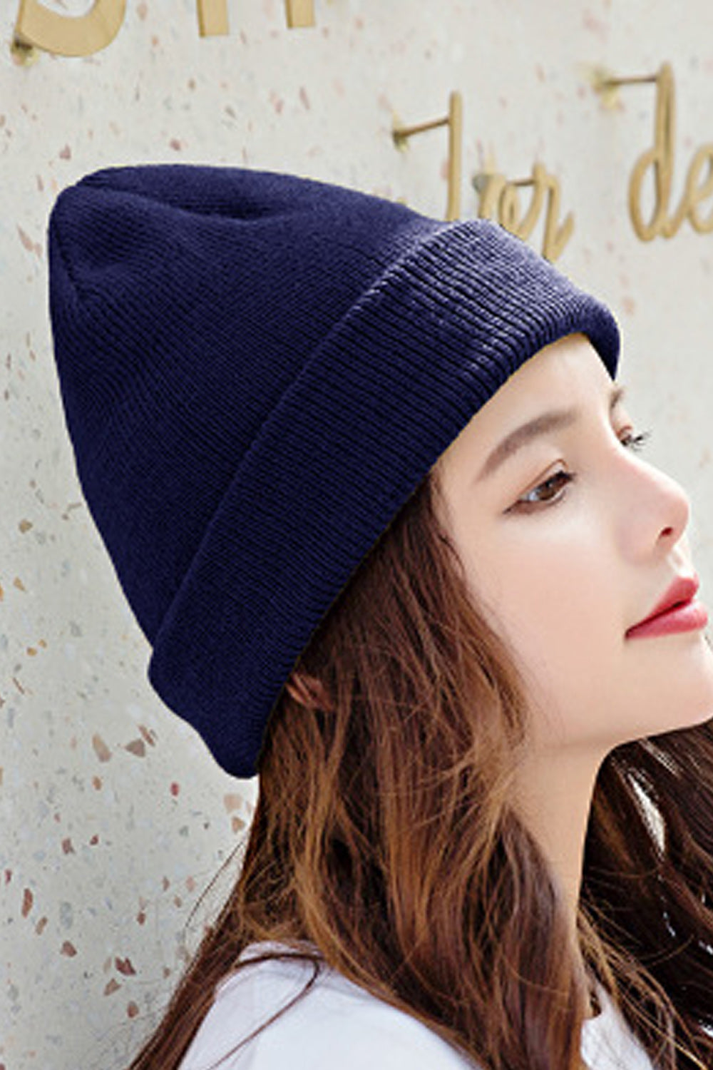 Women Elegant Decent Solid Colored Cozy knitted Hat