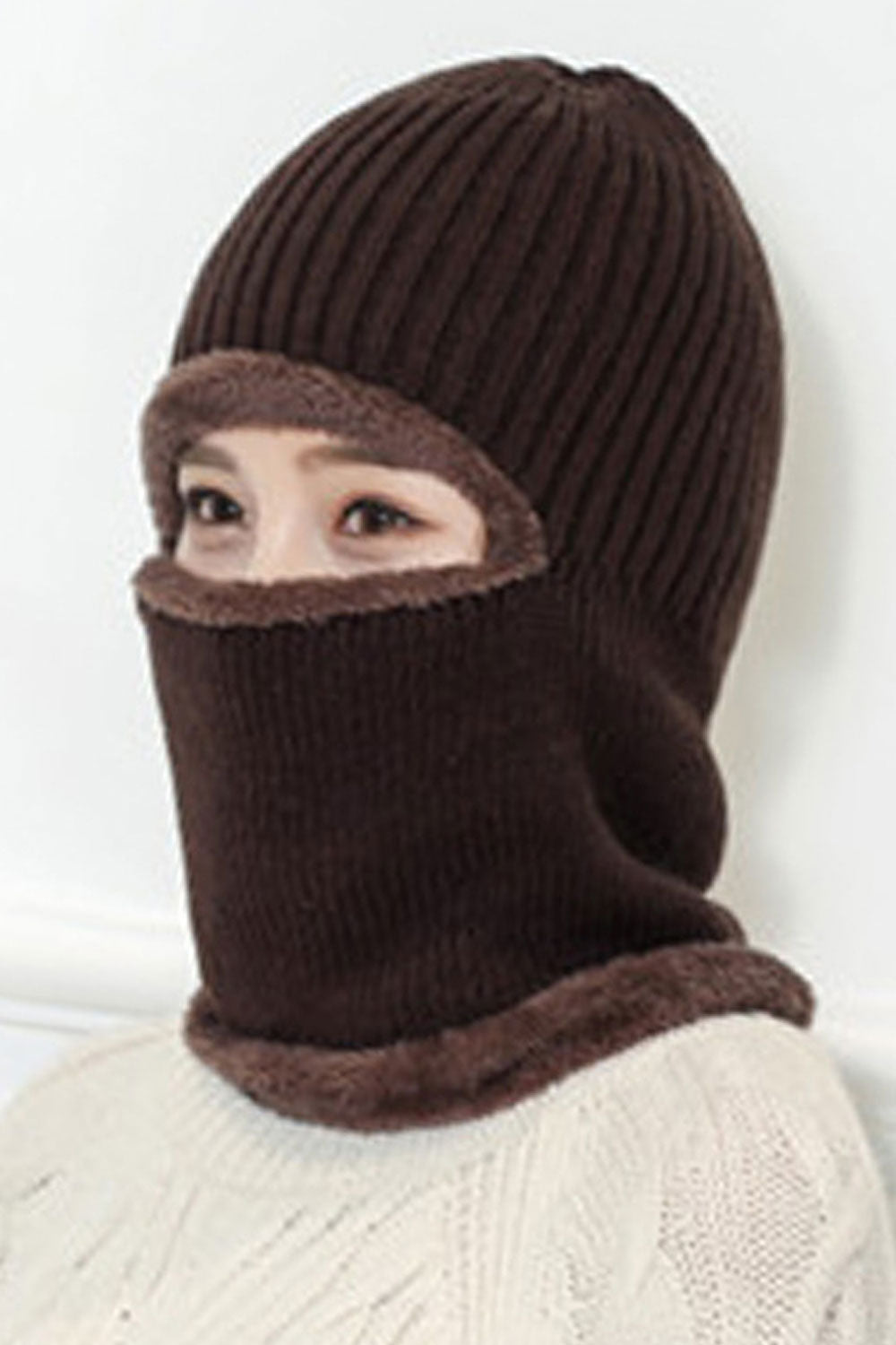 Women Decent Solid Pattern Classic Knitted Hat