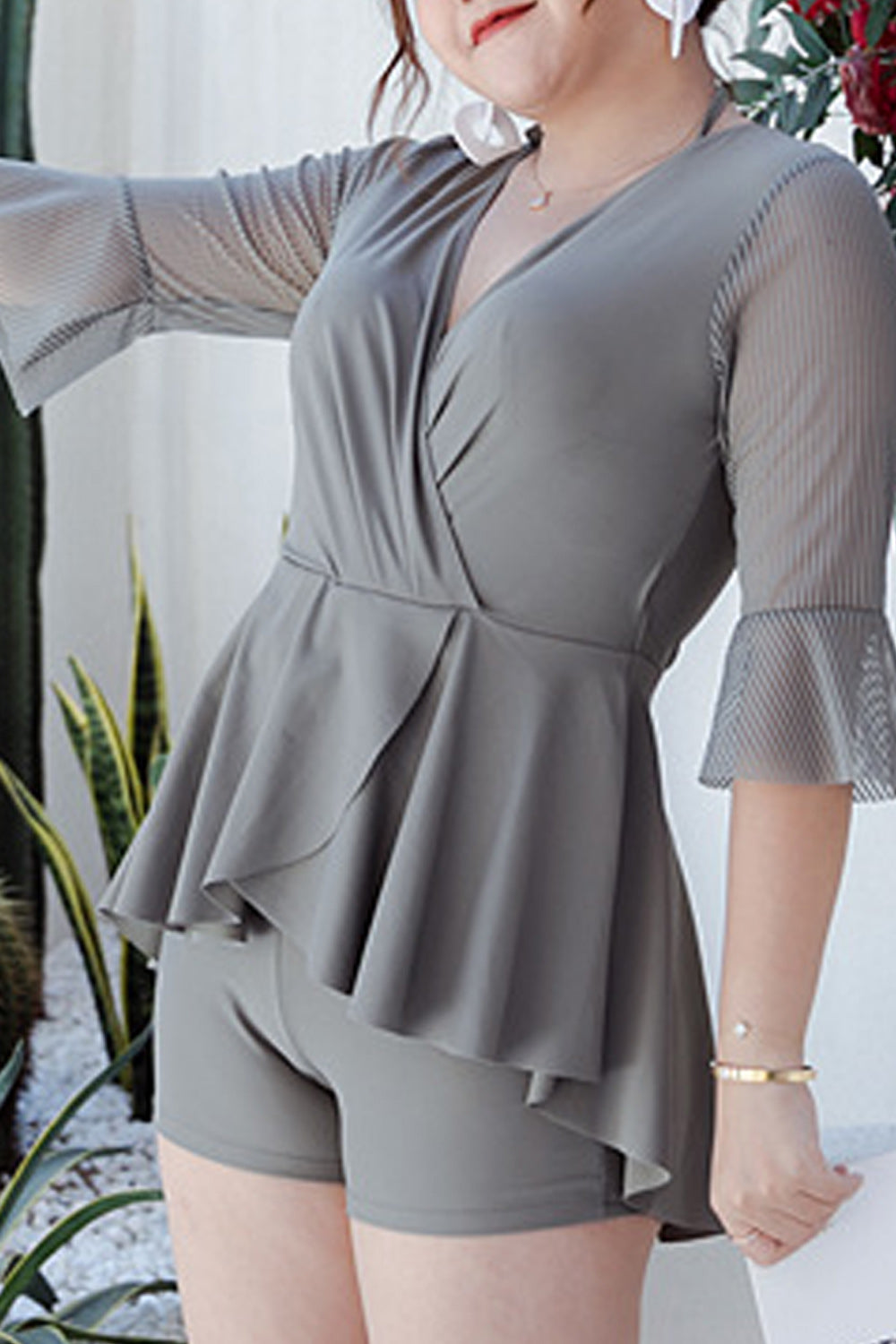 Women Slim Fit Solid Pattern Half Sleeve V-Neck Stretchable Beach Dress