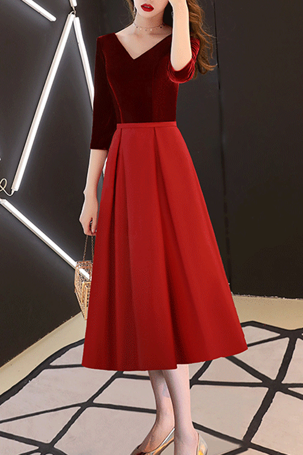 Women Classy V-Neck Style Long Sleeve Solid Colored Flexible Evening Dress