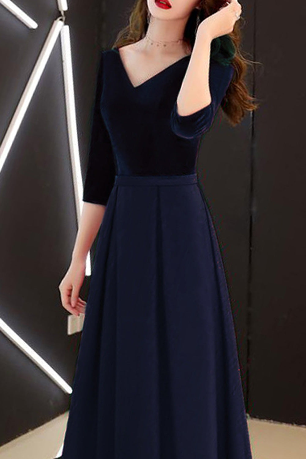 Women Classy V-Neck Style Long Sleeve Solid Colored Flexible Evening Dress