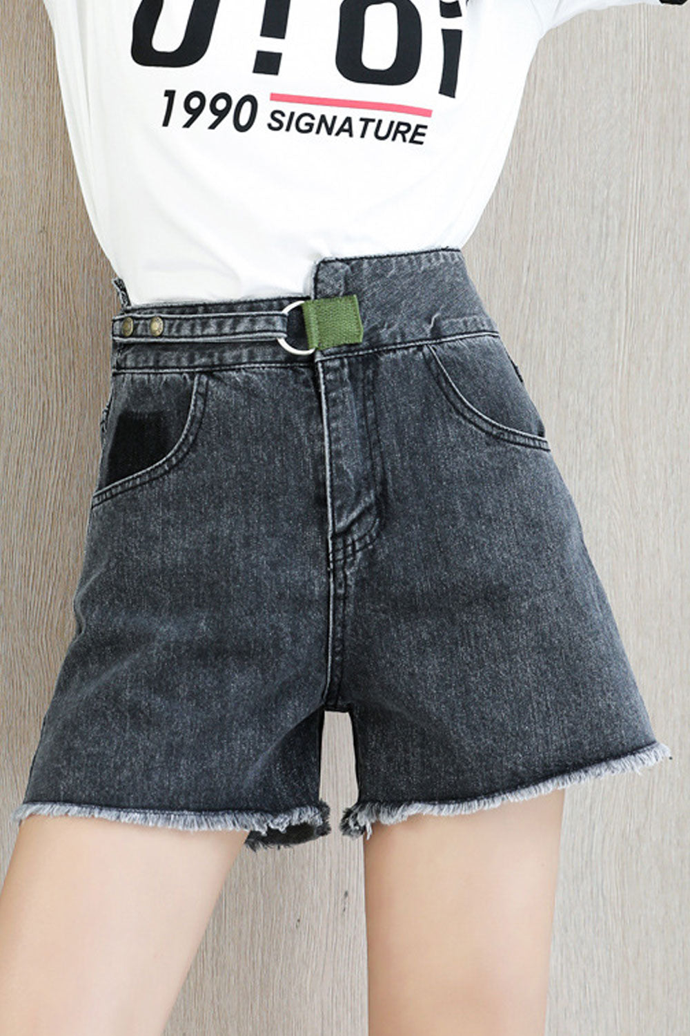 Women Solid Pattern Pretty Summer Casual Pocket Styling Short