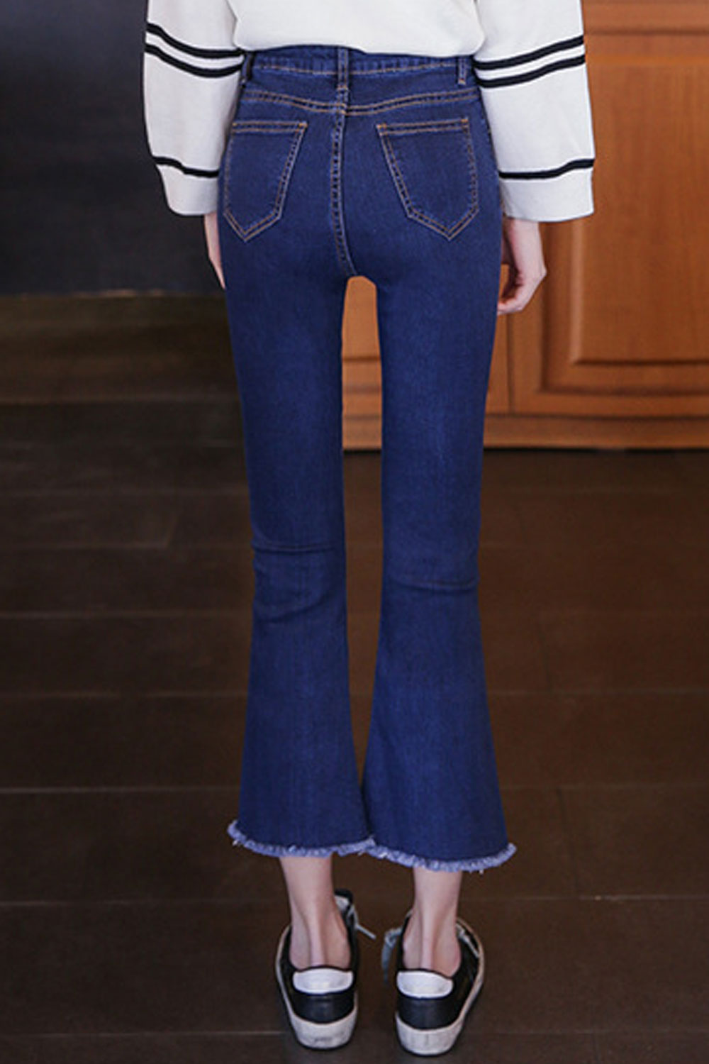 Women Flared Style Solid Pattern Ventilated Fashionable Soft Denim Jeans
