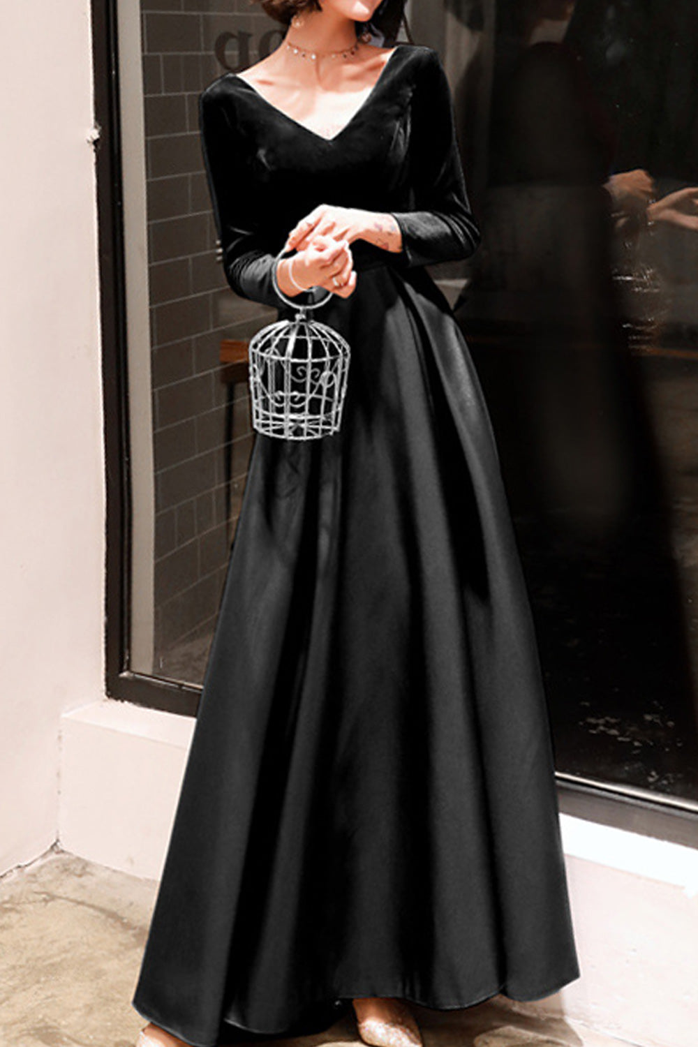 Women Silky Soft Long Sleeve V-Neck Style Fashionable Wedding Dress
