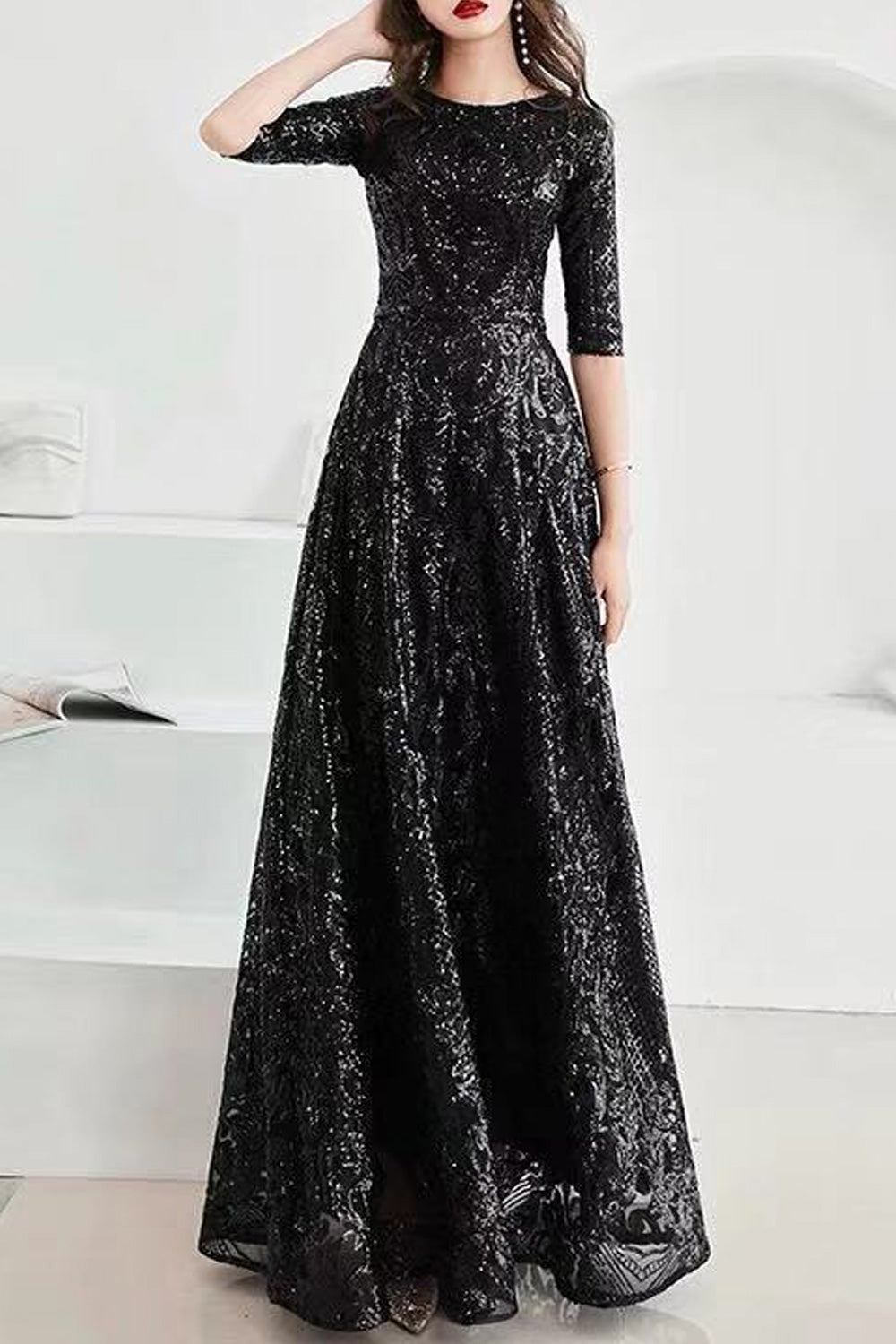 Women Solid Colored Half Sleeve Slim Fit Elegant Wedding Dress