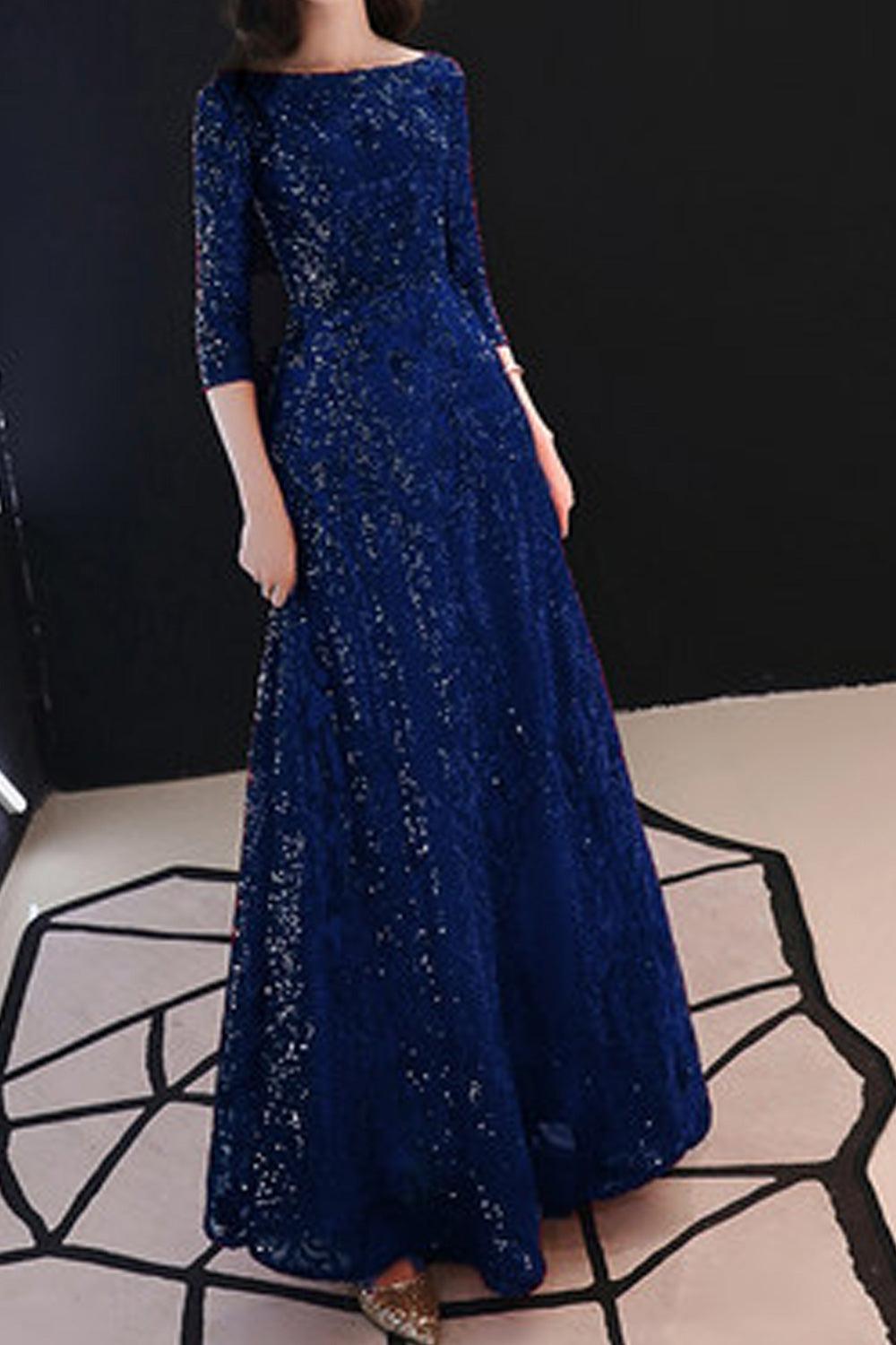 Women Solid Colored Half Sleeve Slim Fit Elegant Wedding Dress