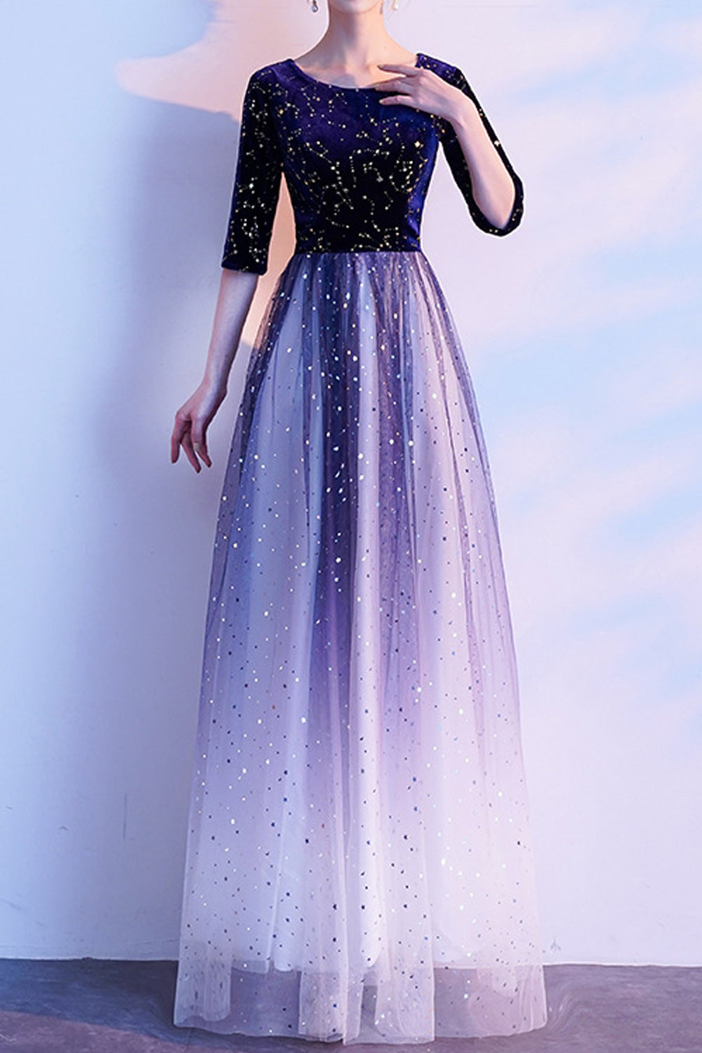 Women Comfortable Half Sleeve Easy Round Neck Star Decorated Evening Dress