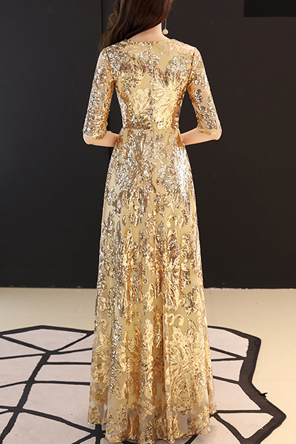 Women Half Sleeve V-Neck Style Shiny Embroidered Wedding Dress