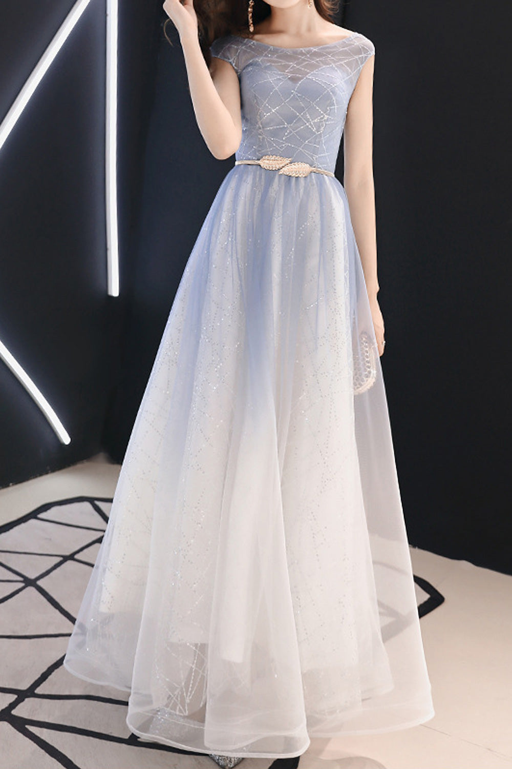 Women Sleeveless Style Thin Breathable Classy Evening Dress