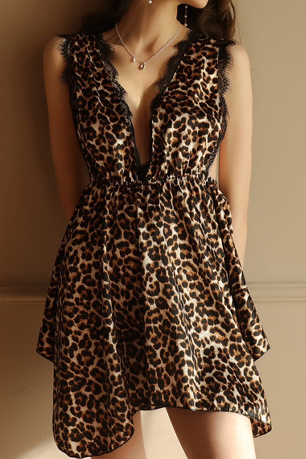 Women Deep V-Neck Sleeveless Styled Fabulous Leopard Pattern Thin & Soft Night Wear Lingerie
