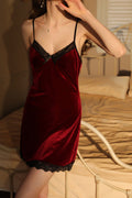Women Magnificent Lace Pattern Adjustable Straped Shoulder Night Wear Velvet Lingerie