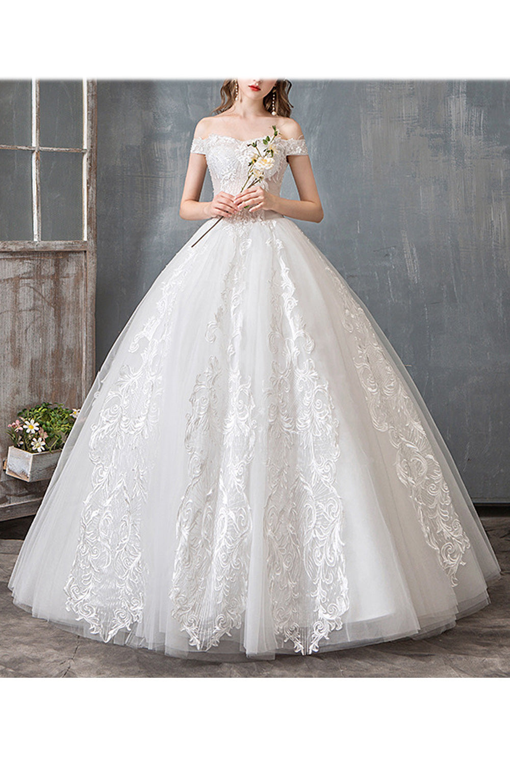 Women Embroidered Style Skirt Solid Pattern Off-Neck Wedding Dress