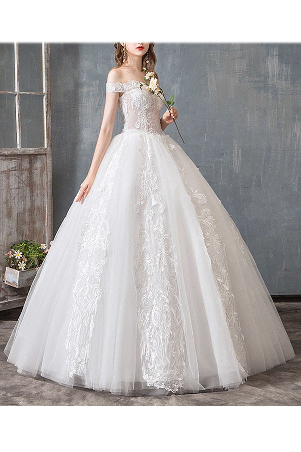 Women Embroidered Style Skirt Solid Pattern Off-Neck Wedding Dress
