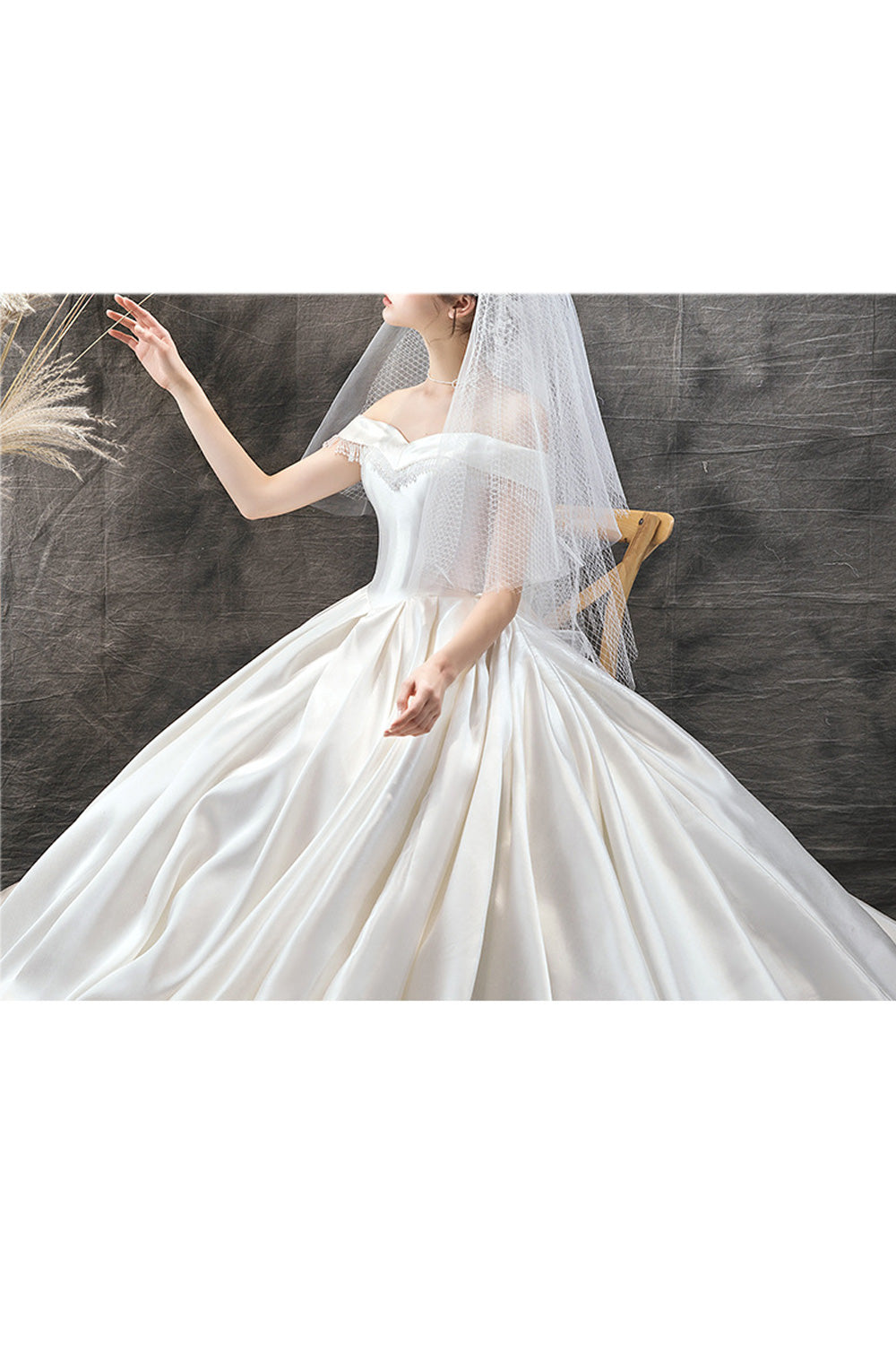 Women Solid Colored Elegant Long Tail Perfect Wedding Dress