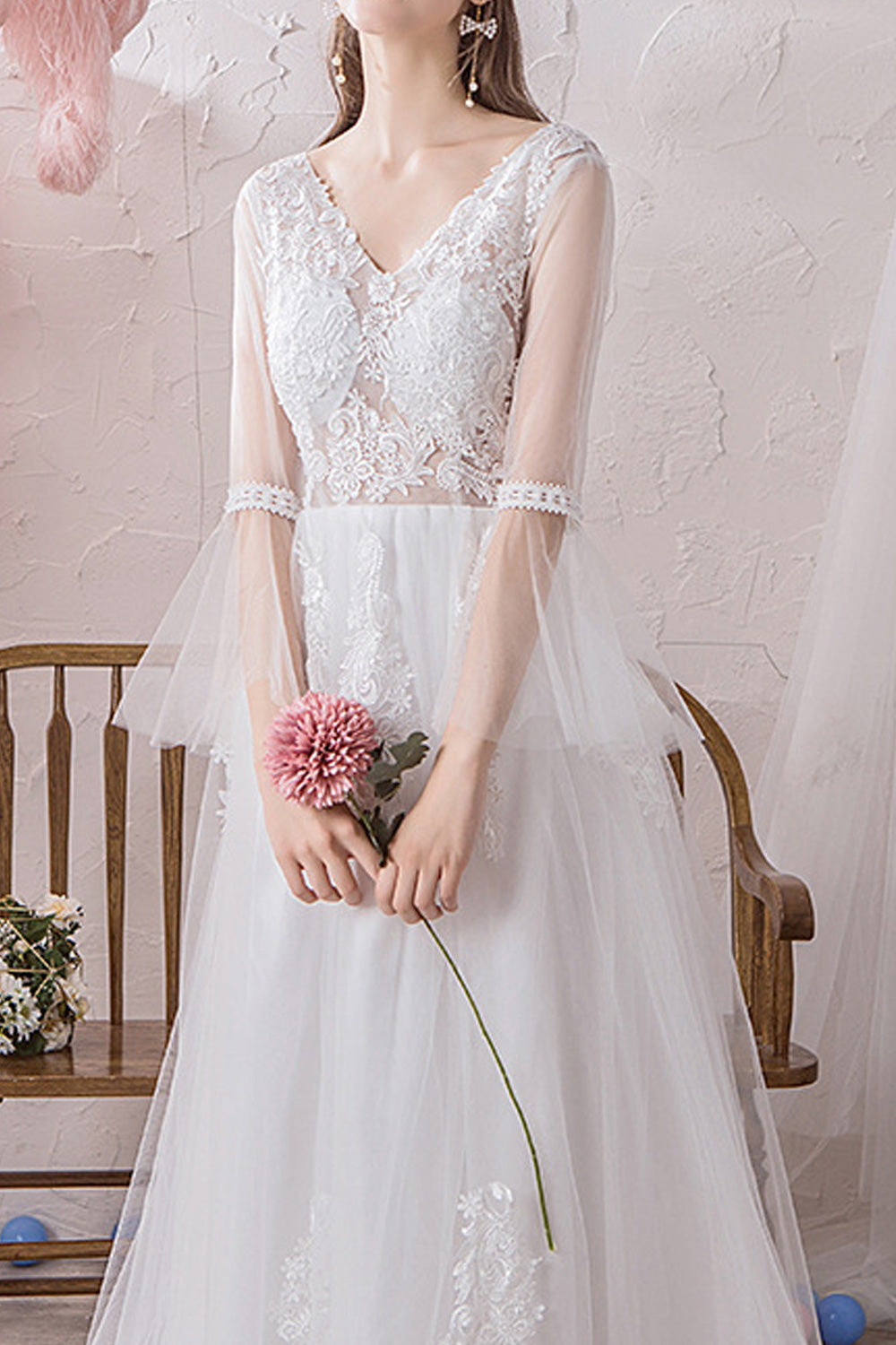 Women Pretty V-Neck Style Thin Long Sleeve Stylish Wedding Dress