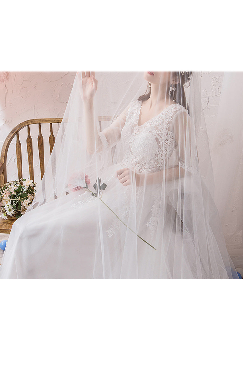 Women Pretty V-Neck Style Thin Long Sleeve Stylish Wedding Dress