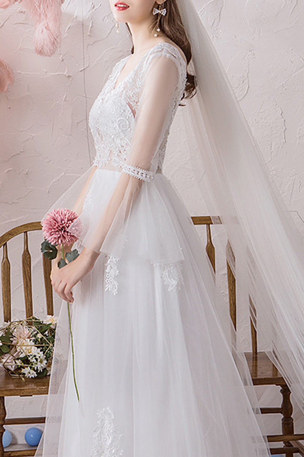 Women Pretty V-Neck Style Thin Long Sleeve Stylish Wedding Dress