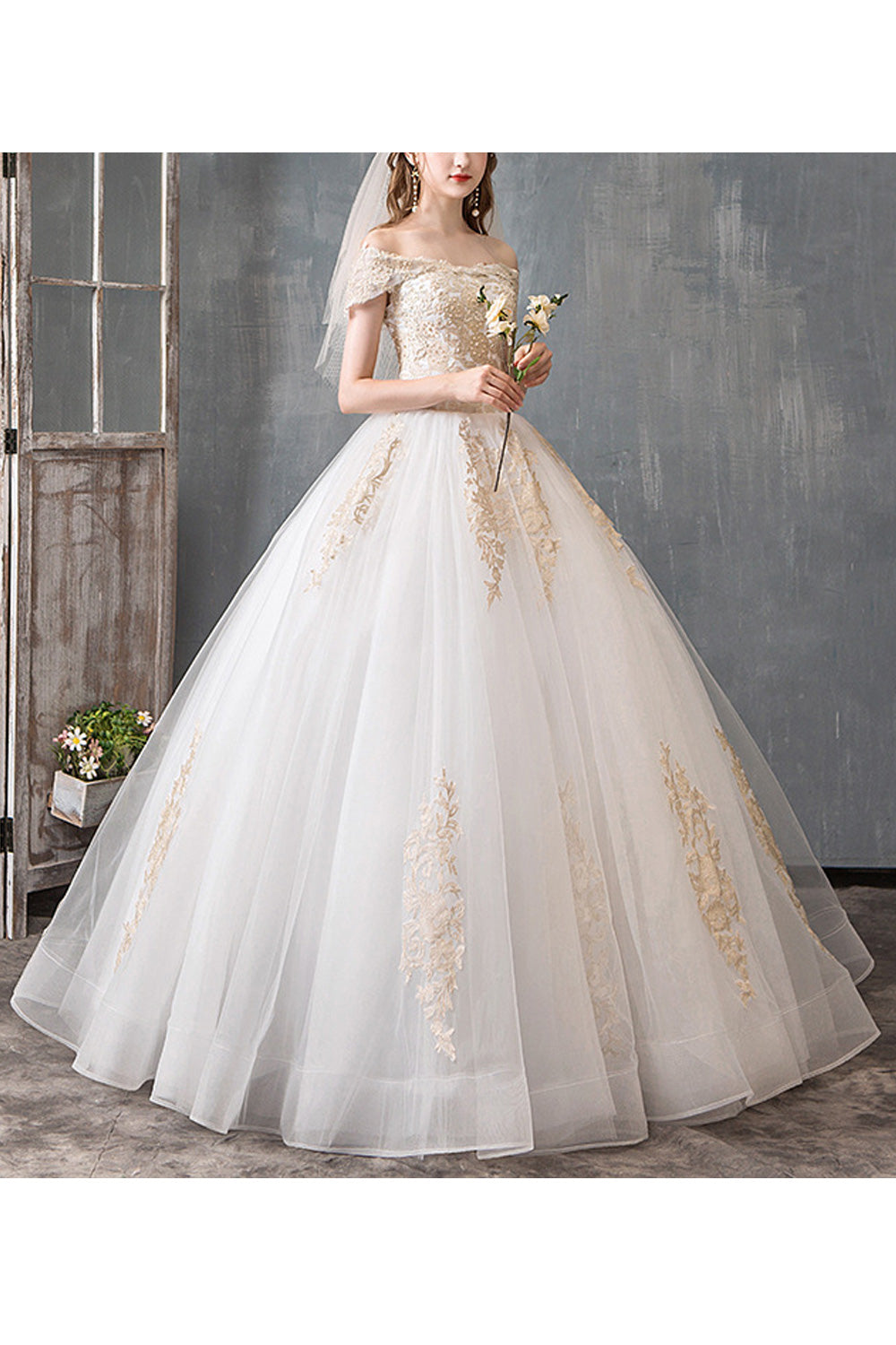 Women Embroidered Lace Off-Shoulder Loose Skirt Wedding Dress