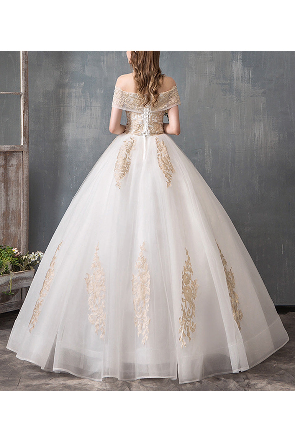 Women Embroidered Lace Off-Shoulder Loose Skirt Wedding Dress