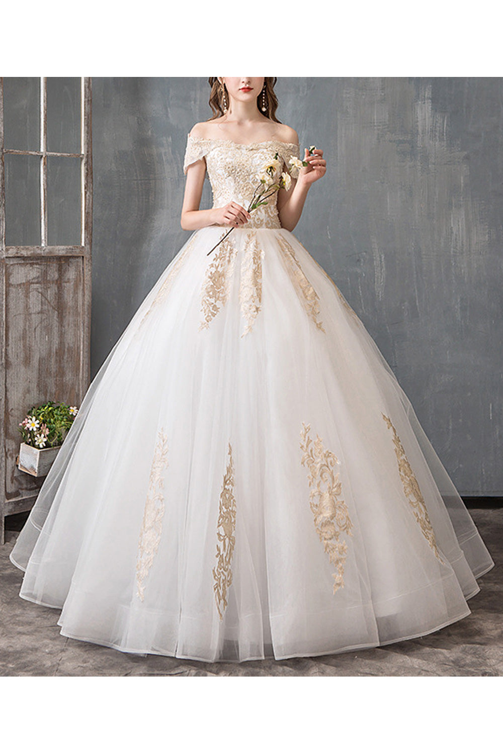 Women Embroidered Lace Off-Shoulder Loose Skirt Wedding Dress