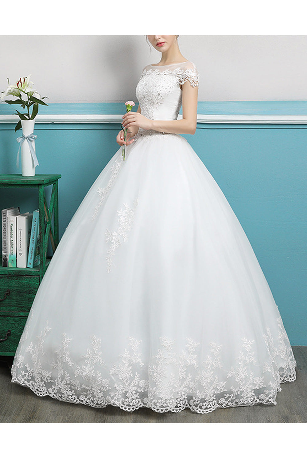 Women Beautiful Flower Embroidered Solid Colored Decent Wedding Dress
