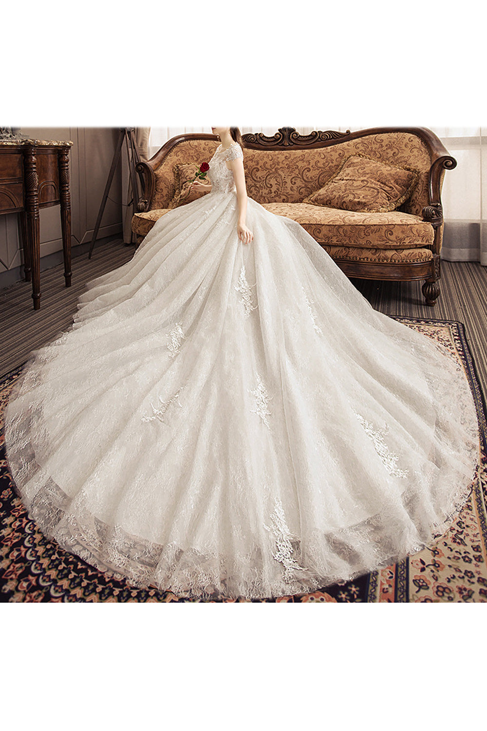 Women Easy Round Neck Long Tail Lace Embroidered Wedding Dress