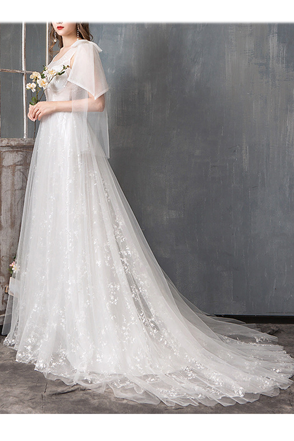 Women Round Neck Style Sleeveless Floral Embroidered Wedding Dress