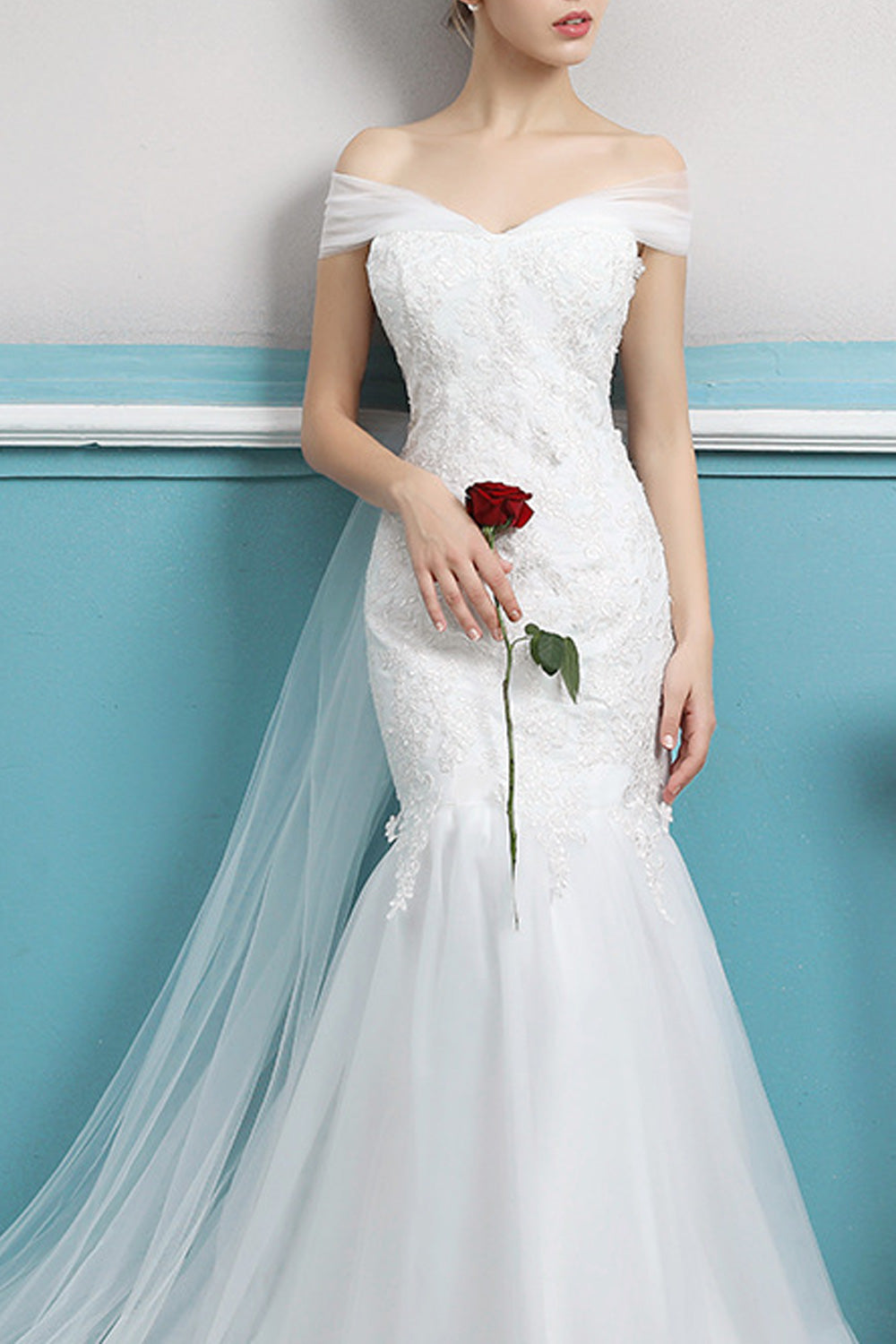 Women Slim Waist Fish Tail Solid Pattern Off-Shoulder Wedding Dress