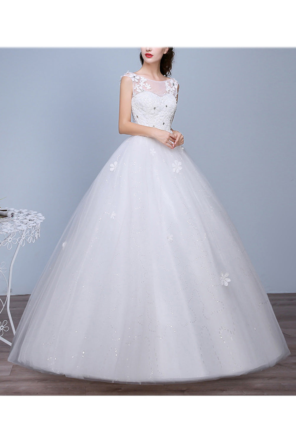 Women Elegant Flower Decorated Sleeveless Style Comfy Wedding Dress