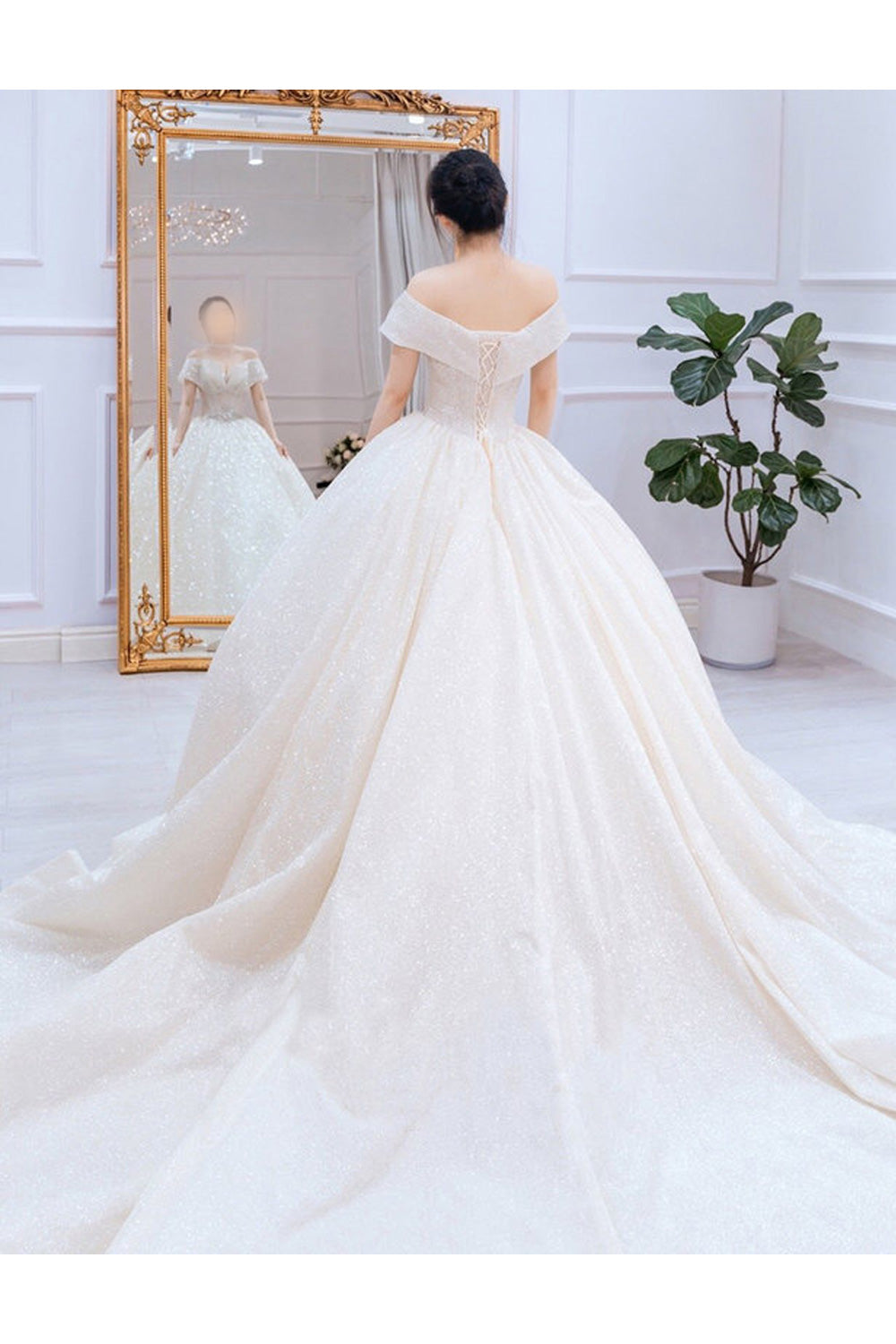 Women Shiny Beads Fashionable Loose Ball Gown Wedding Dress