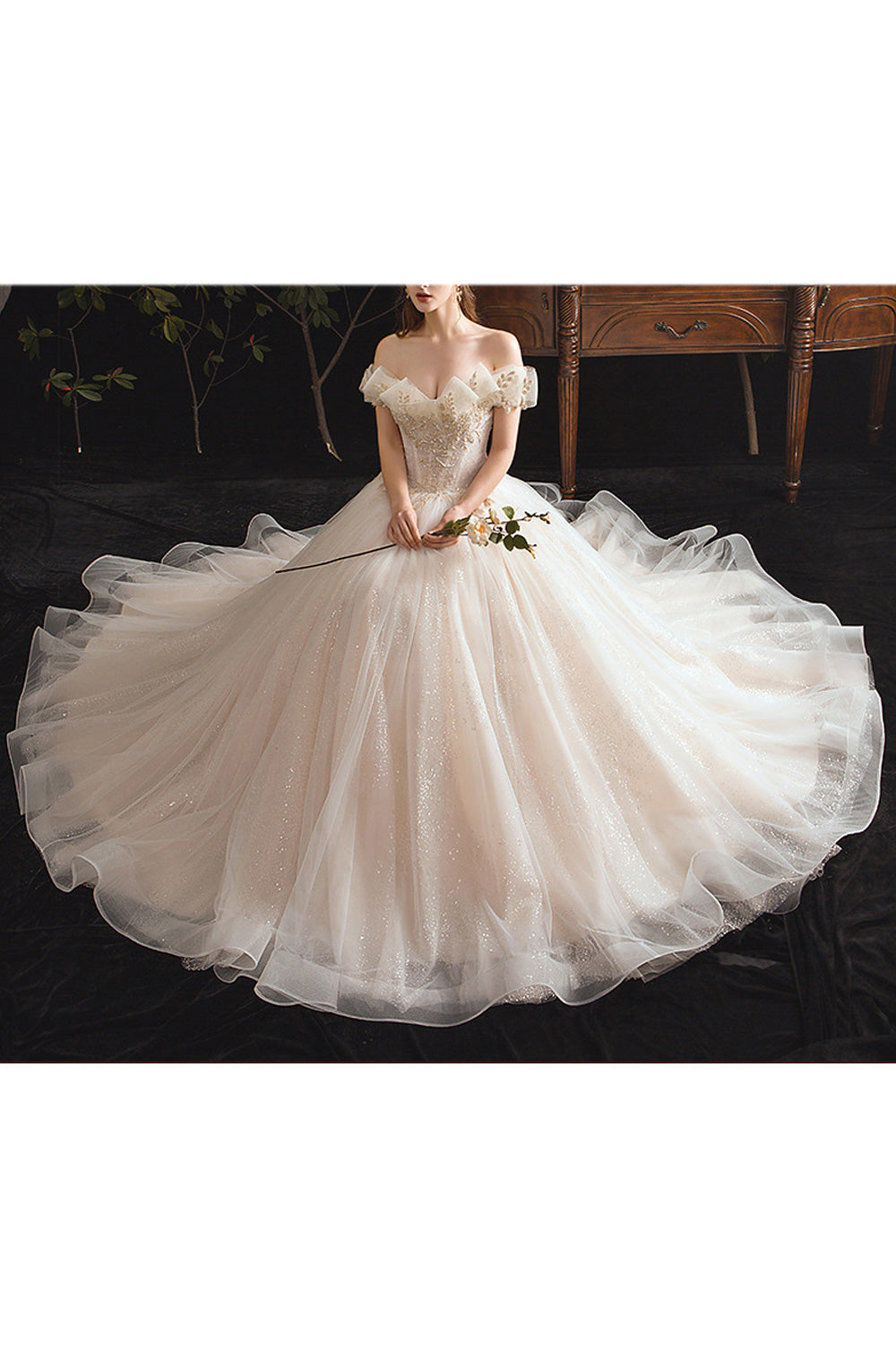 Women Long Shiny Ball Gown Pretty Breathable Wedding Dress