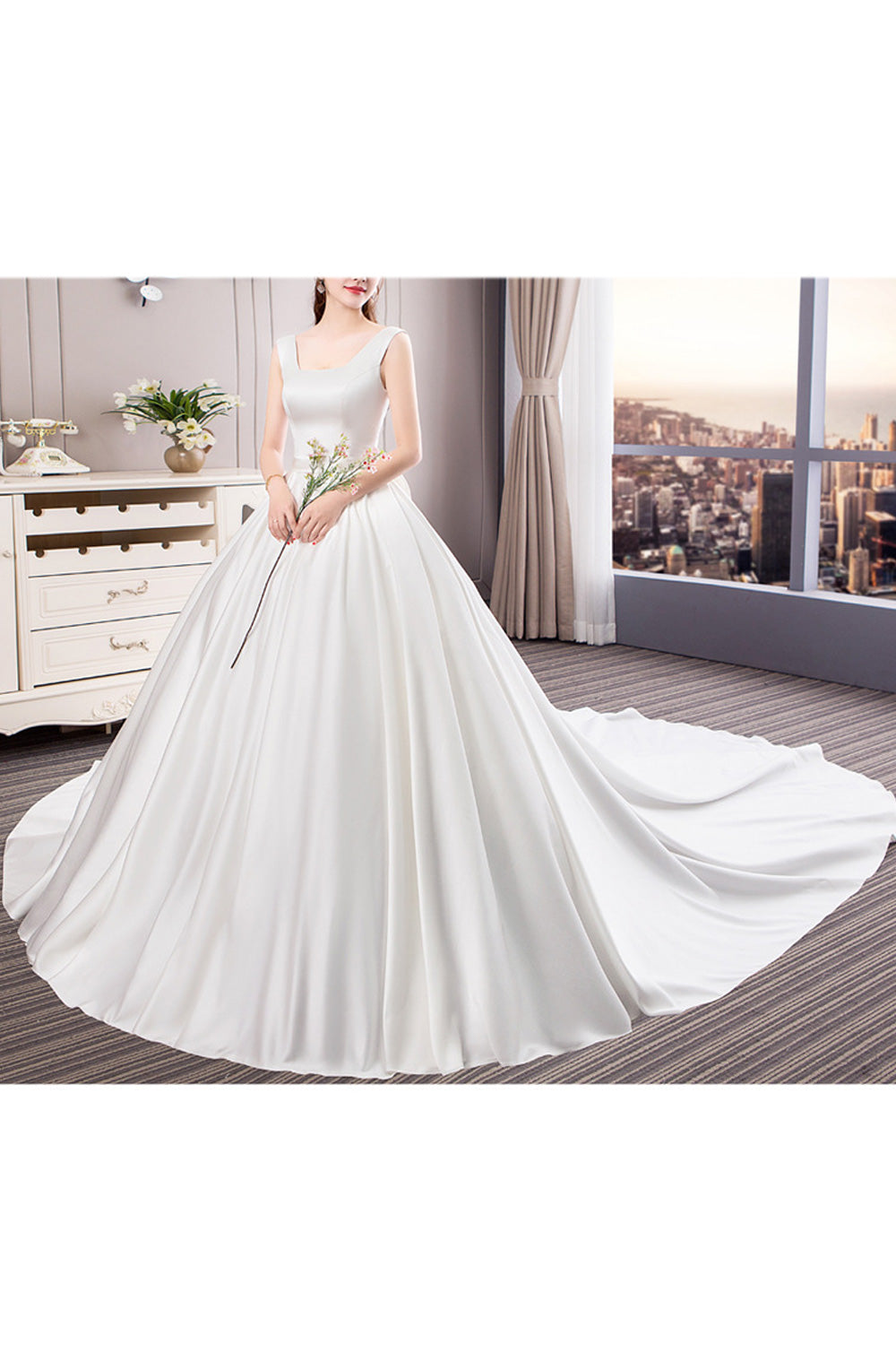 Women Sleeveless Style Soft Long Tail Skirt Lovely Wedding Dress