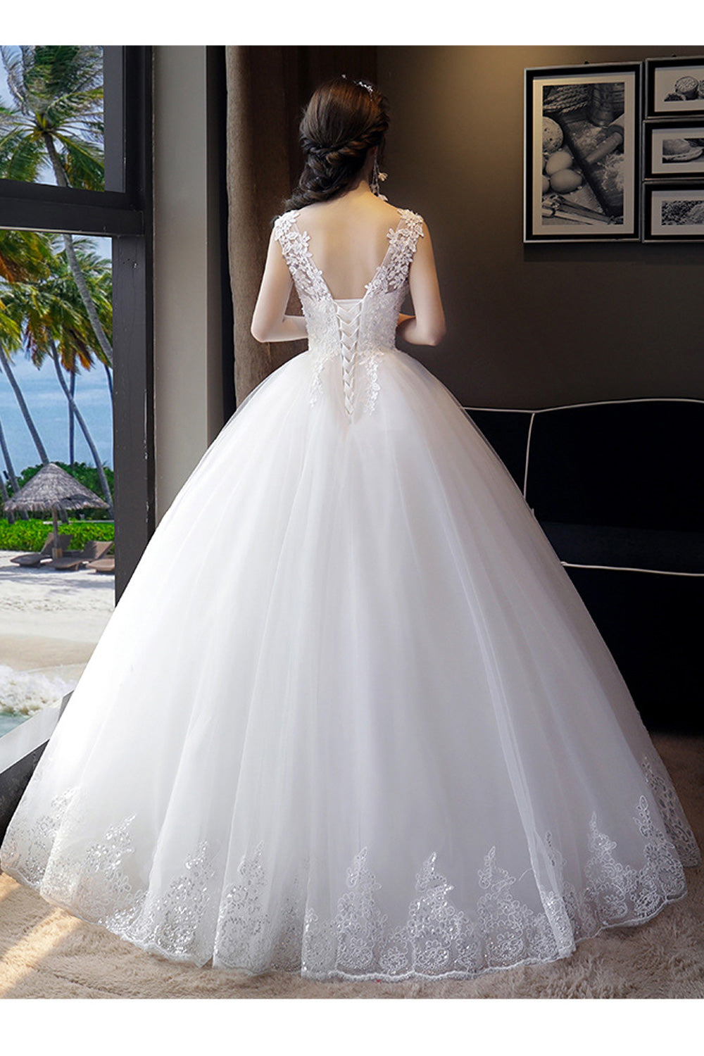 Women V-Neck Style Sleeveless Solid Pattern Floral Decorated Wedding Dress