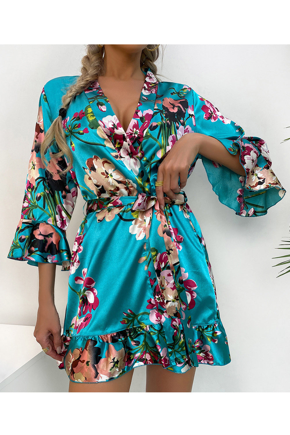 Women Thin Short Sleeve Easy Belt Closure Deep V-Neck Outstanding Printed Pattern Summer Night Wear Lingerie