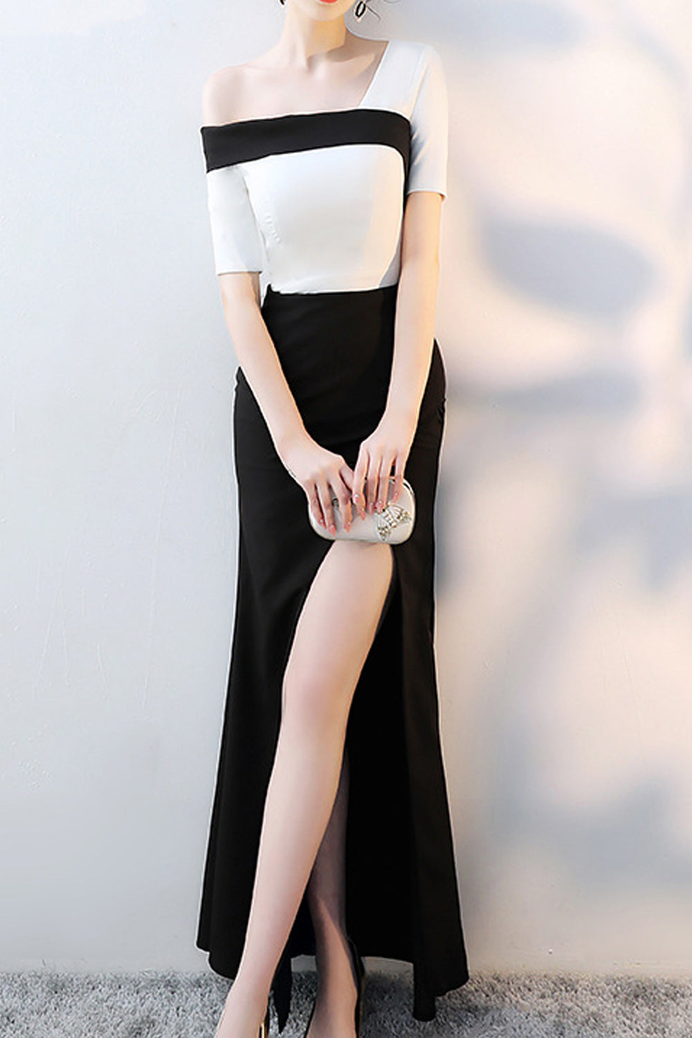 Women Slit Hem Fashionable One Shoulder Styled Evening Party Dress